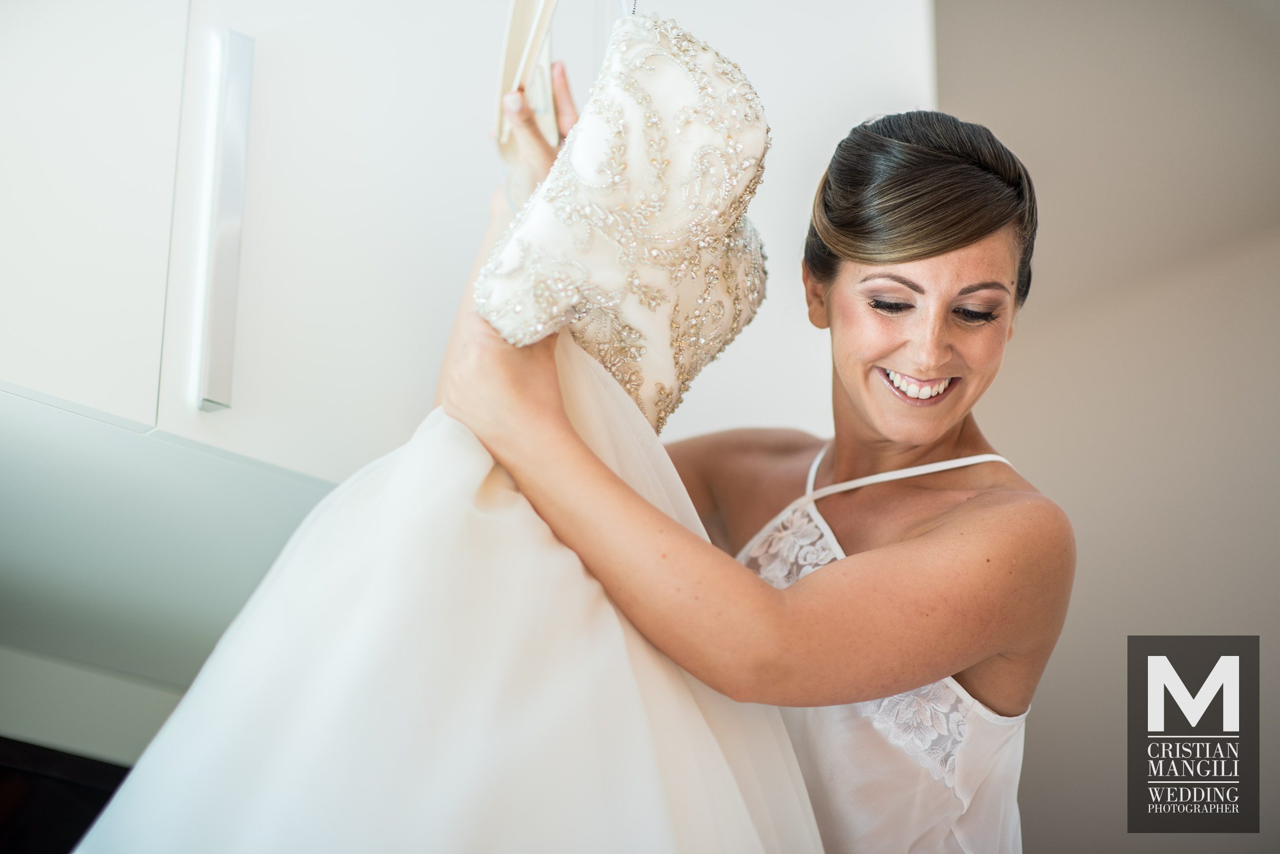 0008010 Bride Preparation italian wedding photographer 0008010 Bride Preparation italian wedding photographer