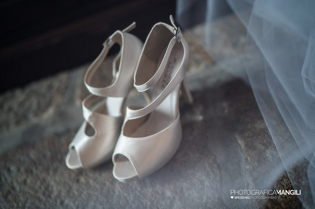 001 preparativi sposa foto matrimonio castello di rossino reportage calolziocorte lecco lago como 001 preparativi sposa foto matrimonio castello di rossino reportage calolziocorte lecco lago como