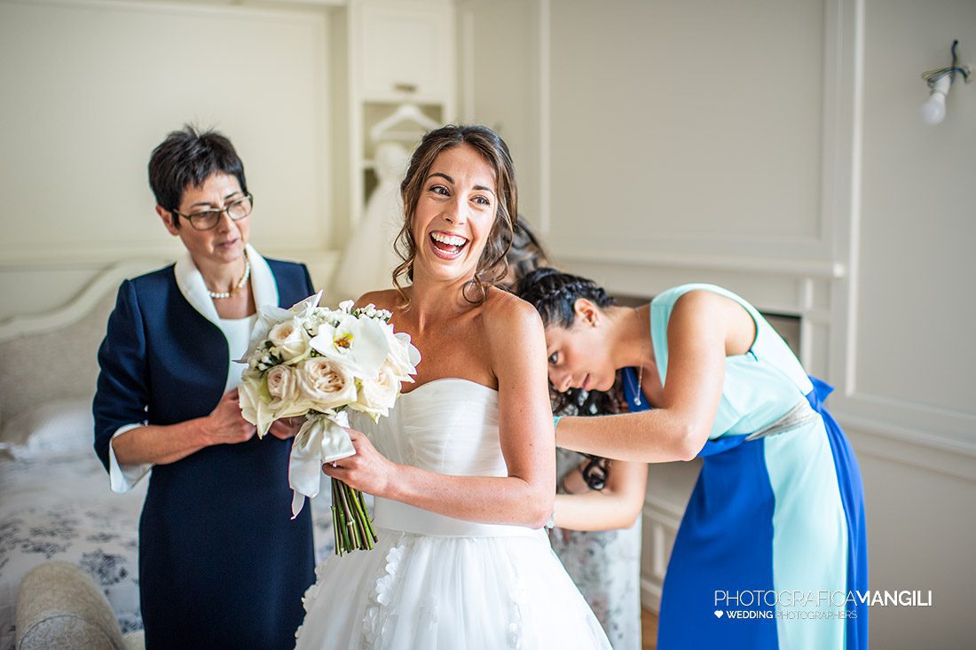 0010 foto matrimonio preparativi sposa 0010 foto matrimonio preparativi sposa