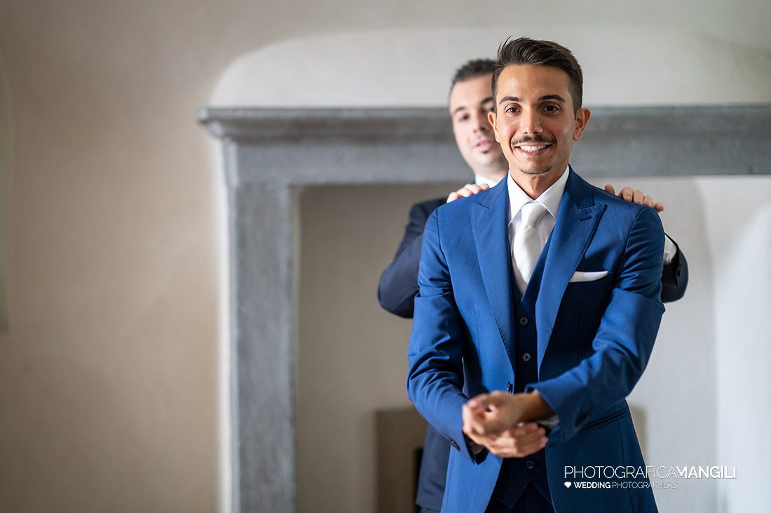 003 preparativi sposo foto matrimonio reportage castello di monasterolo bergamo 003 preparativi sposo foto matrimonio reportage castello di monasterolo bergamo