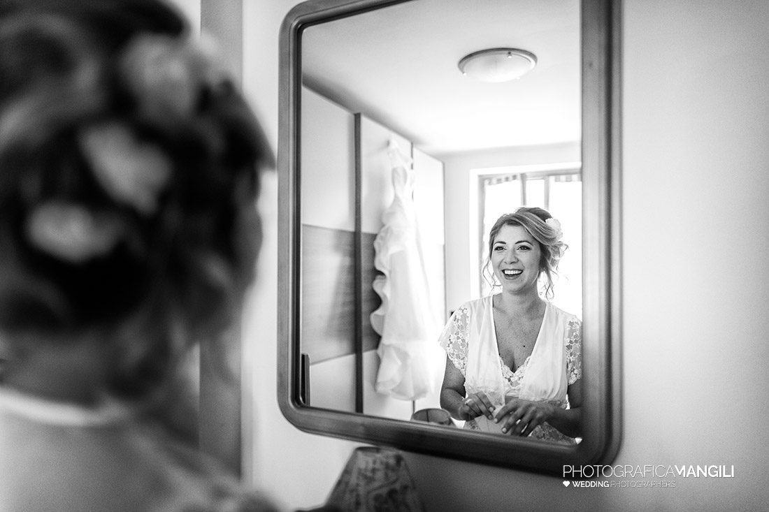 004 Foto Matrimonio Fondo Brugarolo Sulbiate Photografica Mangili Chiara e Alessio 004 Foto Matrimonio Fondo Brugarolo Sulbiate Photografica Mangili Chiara e Alessio