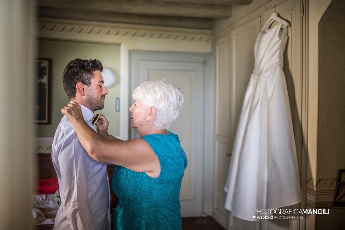 004 foto matrimonio preparativi sposa tenuta frizzoni bergamo 004 foto matrimonio preparativi sposa tenuta frizzoni bergamo