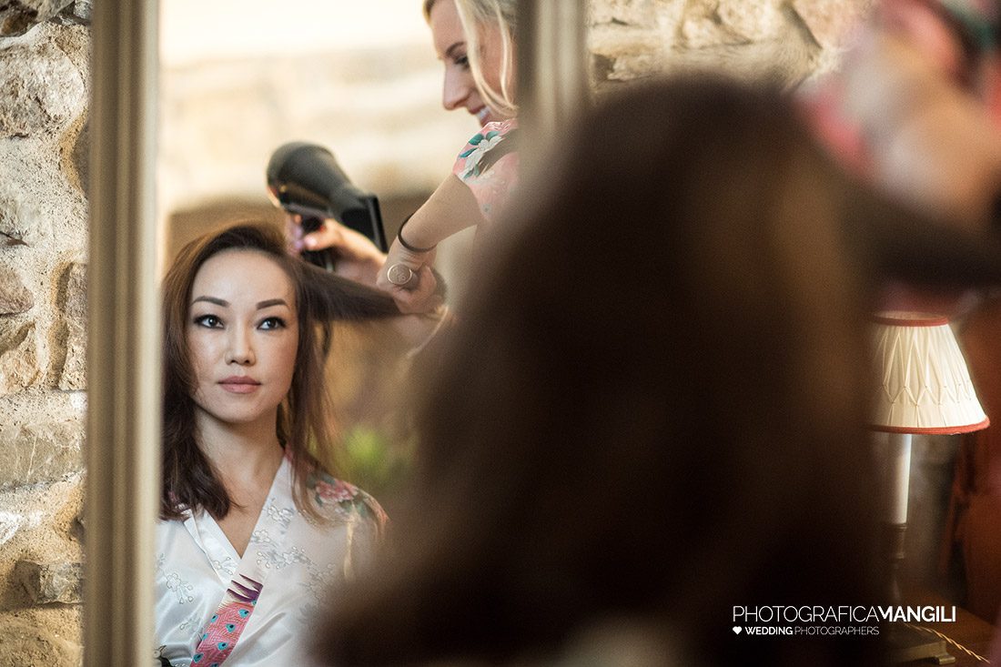 004 preparativi sposa matrimonio castello di rossino fotografo matrimoni lecco 004 preparativi sposa matrimonio castello di rossino fotografo matrimoni lecco