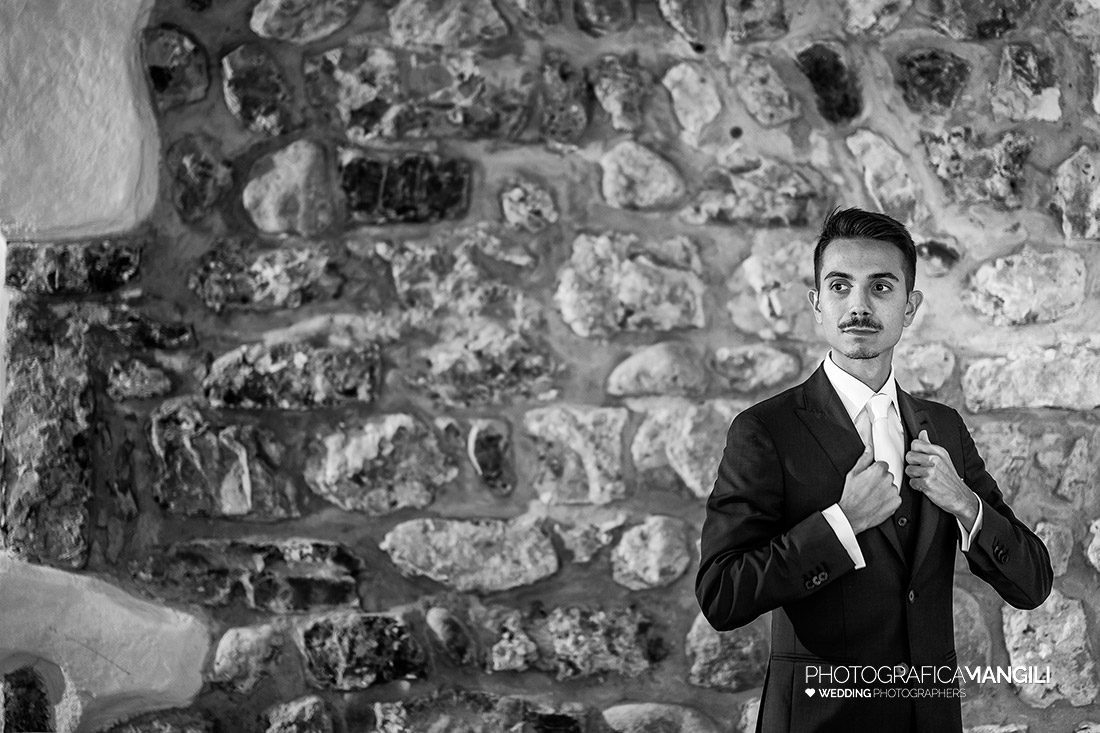 004 preparativi sposo foto matrimonio reportage castello di monasterolo bergamo 004 preparativi sposo foto matrimonio reportage castello di monasterolo bergamo