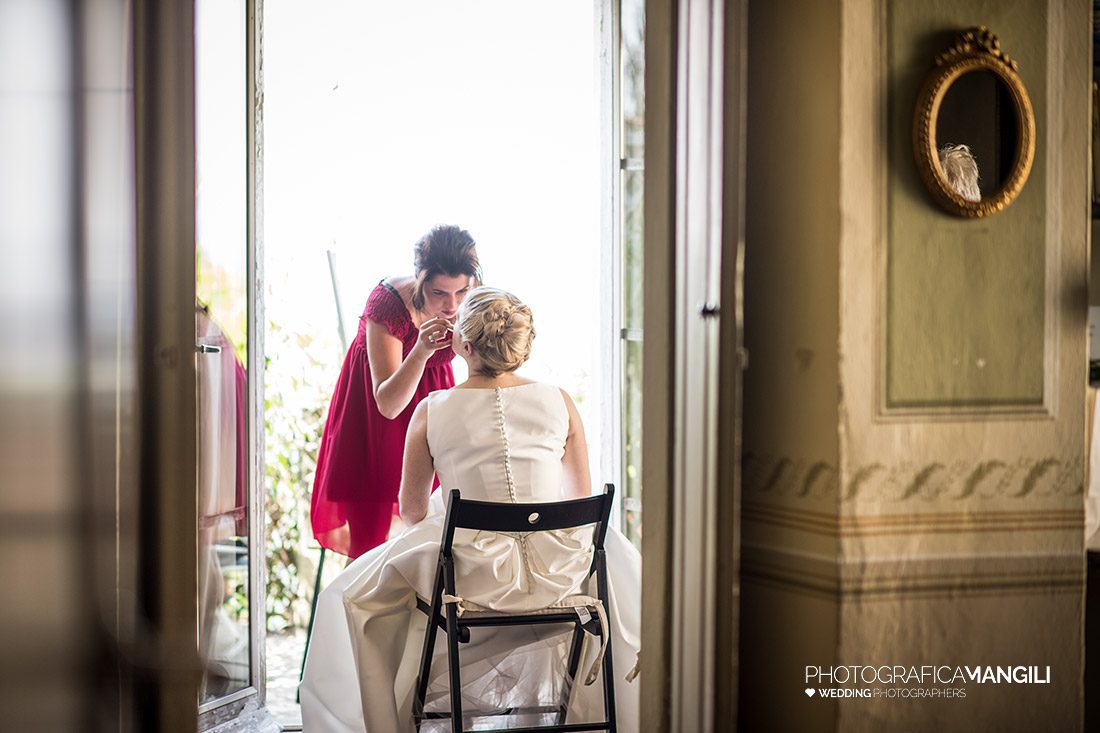 005 foto matrimonio preparativi sposa tenuta frizzoni bergamo 005 foto matrimonio preparativi sposa tenuta frizzoni bergamo