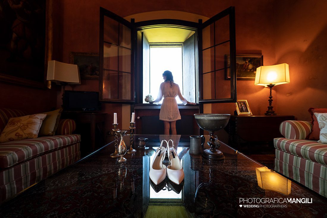 005 ritratto sposa preparativi foto matrimonio castello di rossino calolziocorte lecco 005 ritratto sposa preparativi foto matrimonio castello di rossino calolziocorte lecco