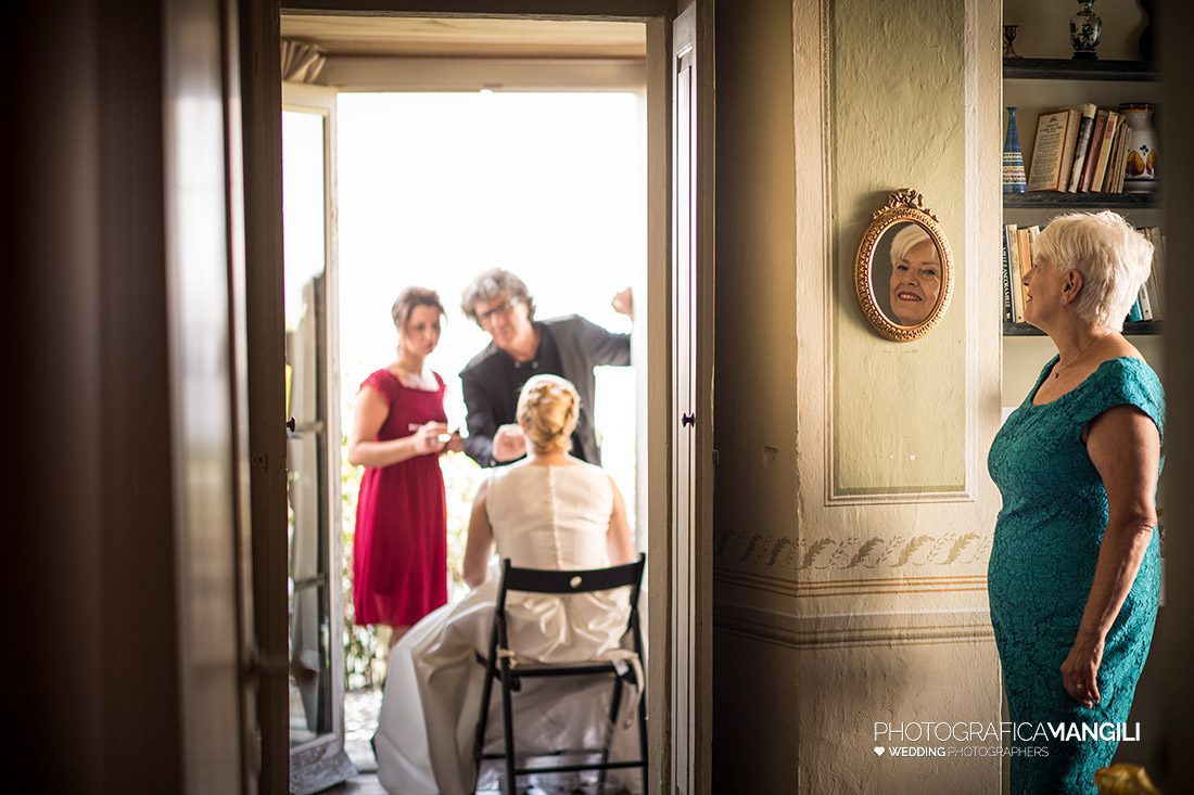 006 foto matrimonio preparativi sposa tenuta frizzoni bergamo 006 foto matrimonio preparativi sposa tenuta frizzoni bergamo