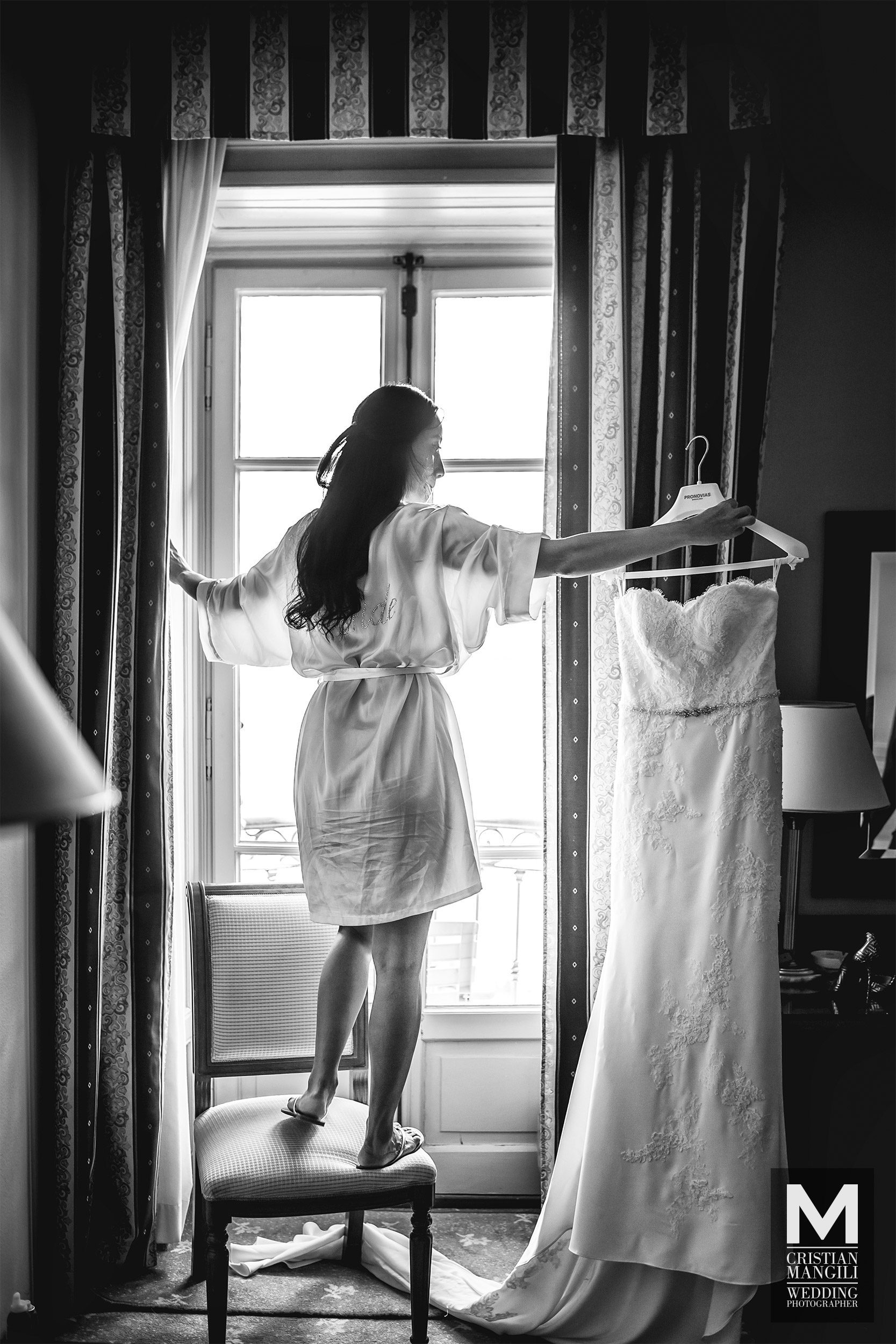 006 italian wedding photographer lake como bride dress 006 italian wedding photographer lake como bride dress