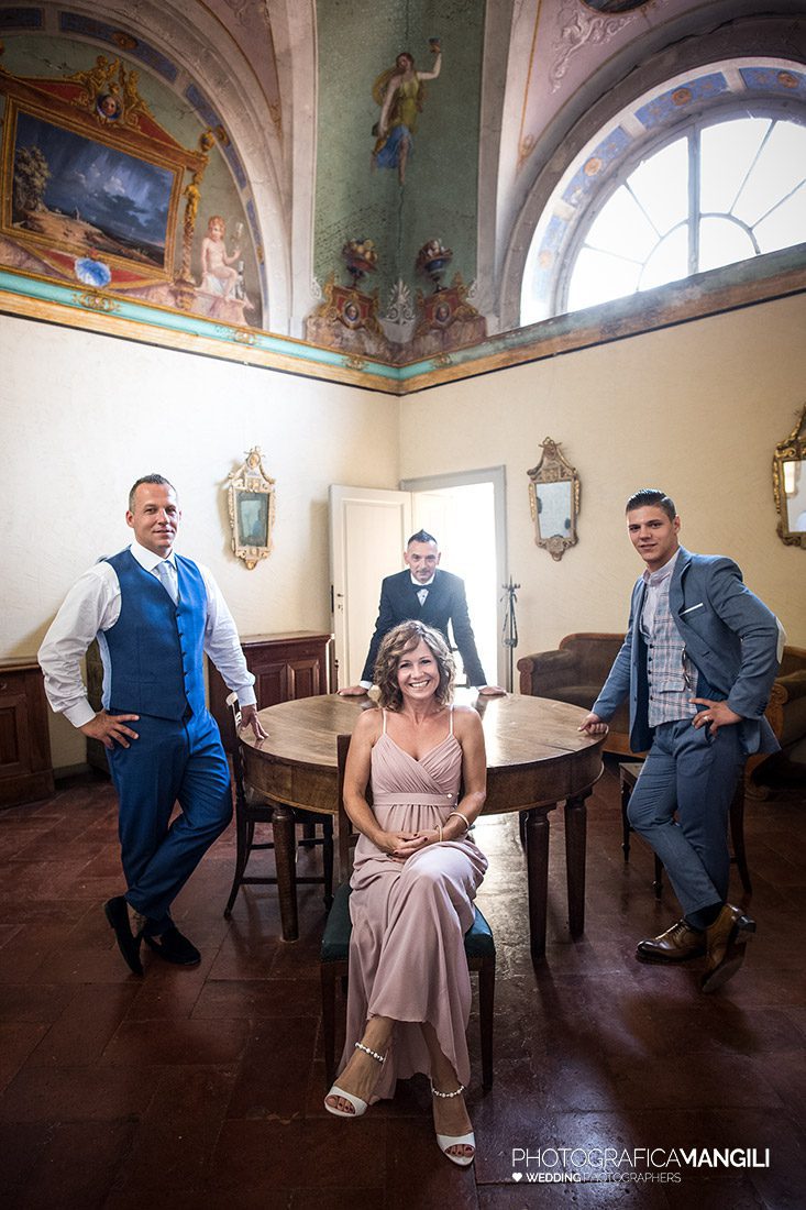 007b foto matrimonio preparativi sposo tenuta frizzoni bergamo 007b foto matrimonio preparativi sposo tenuta frizzoni bergamo