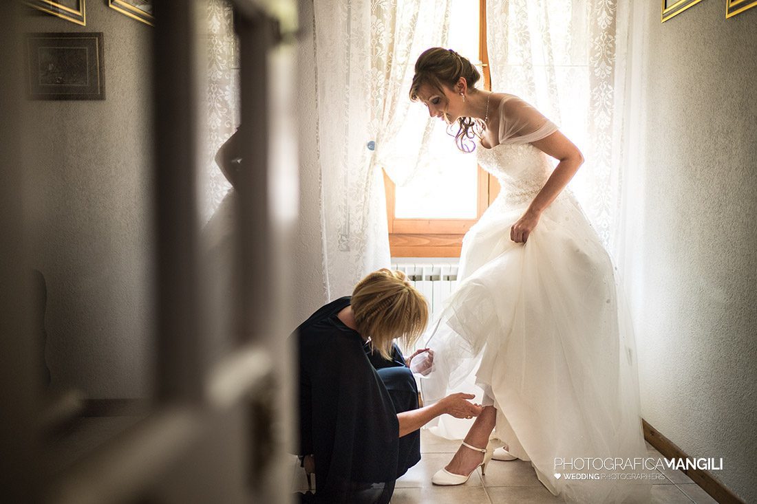 010 preparativi sposa foto matrimonio chiavenna sondrio 010 preparativi sposa foto matrimonio chiavenna sondrio