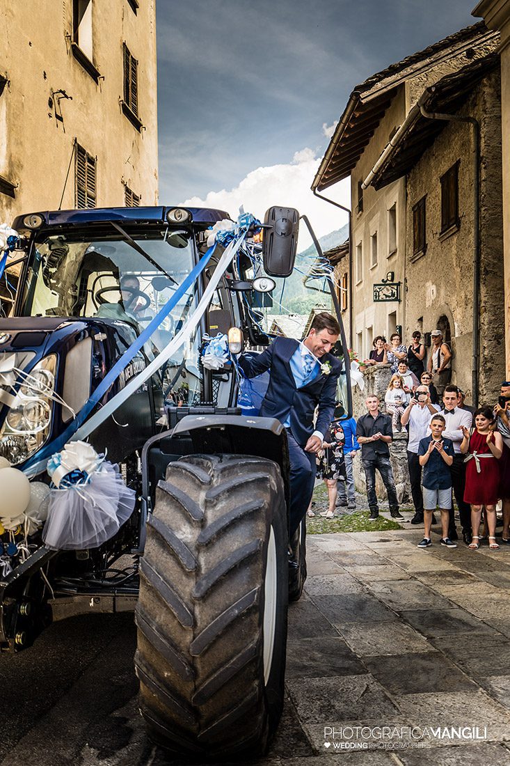 014b cerimonia matrimonio ingresso sposi fotografo chiavenna sondrio 014b cerimonia matrimonio ingresso sposi fotografo chiavenna sondrio