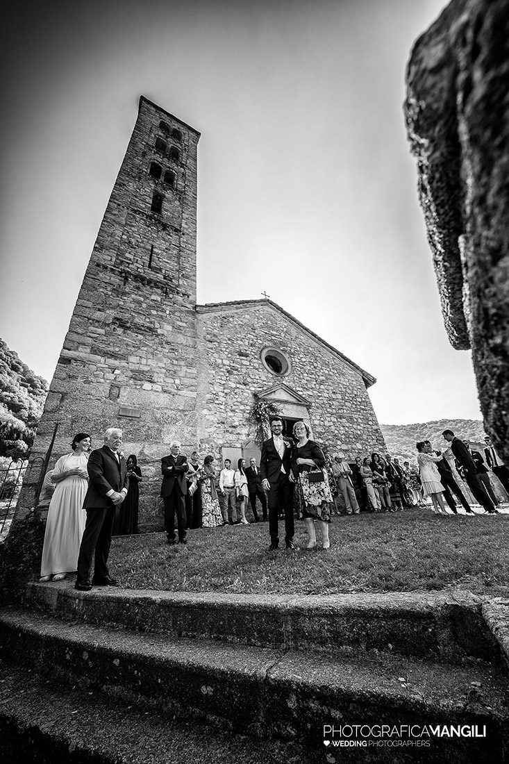 018 ingresso sposo chiesa lasnigo foto matrimonio como 018 ingresso sposo chiesa lasnigo foto matrimonio como