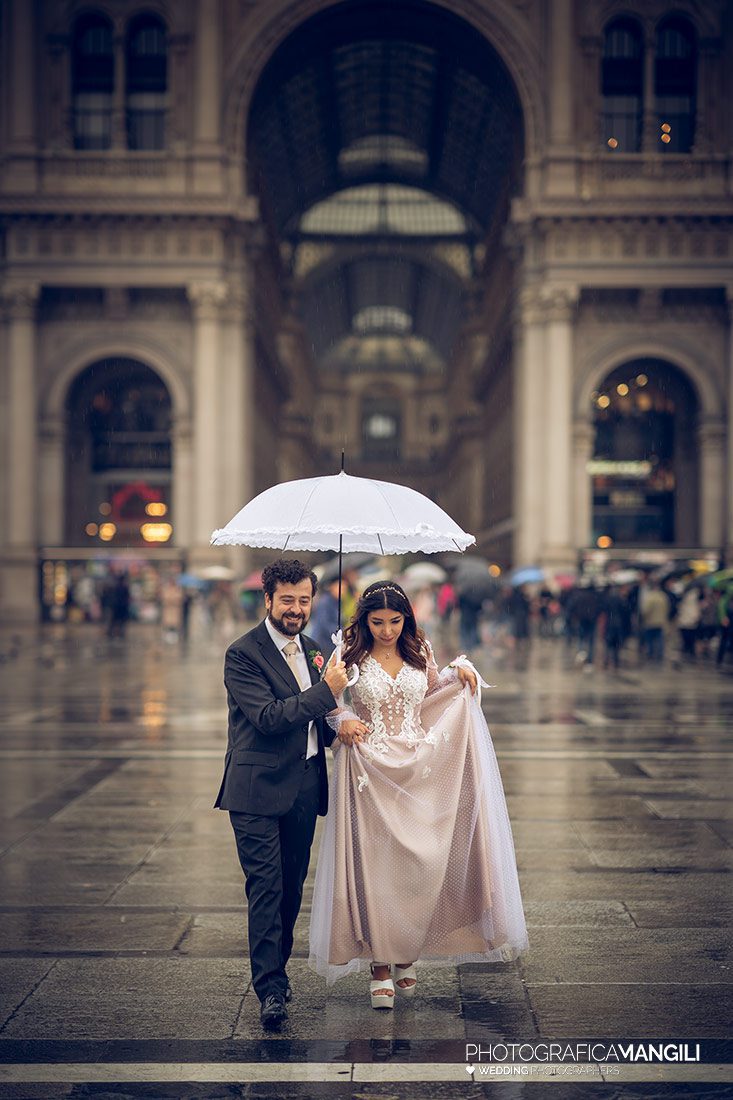 019 sposi cerimonia foto matrimonio galleria duomo milano 2 019 sposi cerimonia foto matrimonio galleria duomo milano 2