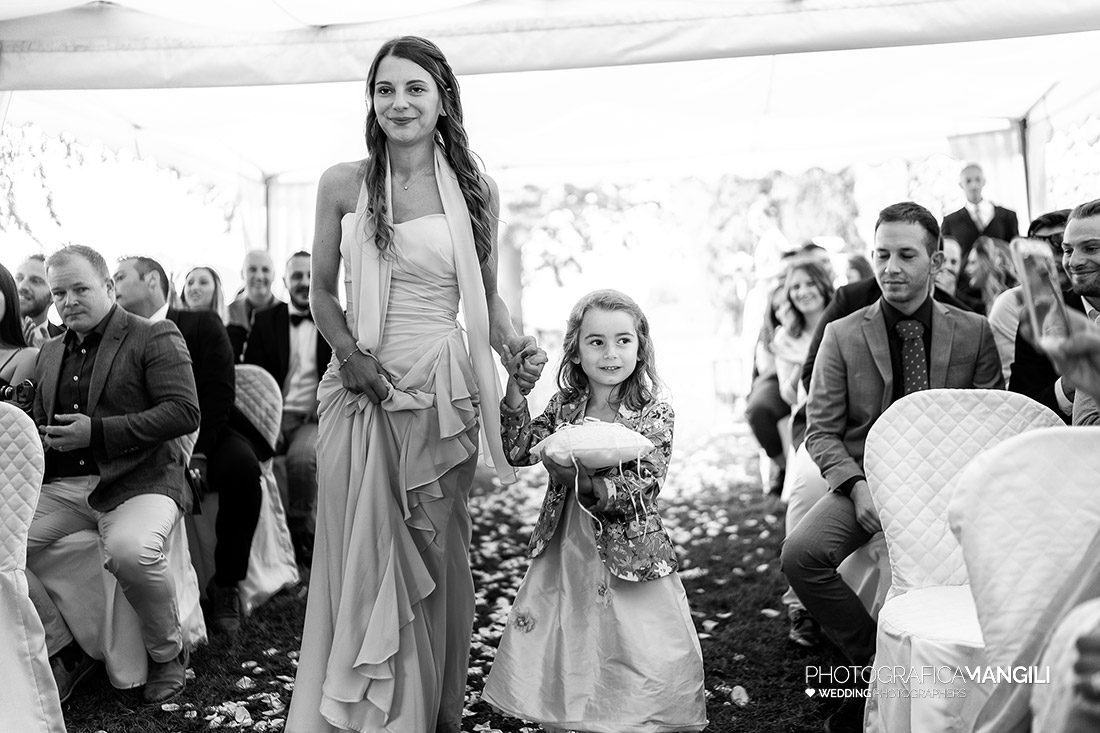 023 cerimonia fotografo sposi matrimonio rito civile castello di rossino calolziocorte lecco lago como 023 cerimonia fotografo sposi matrimonio rito civile castello di rossino calolziocorte lecco lago como