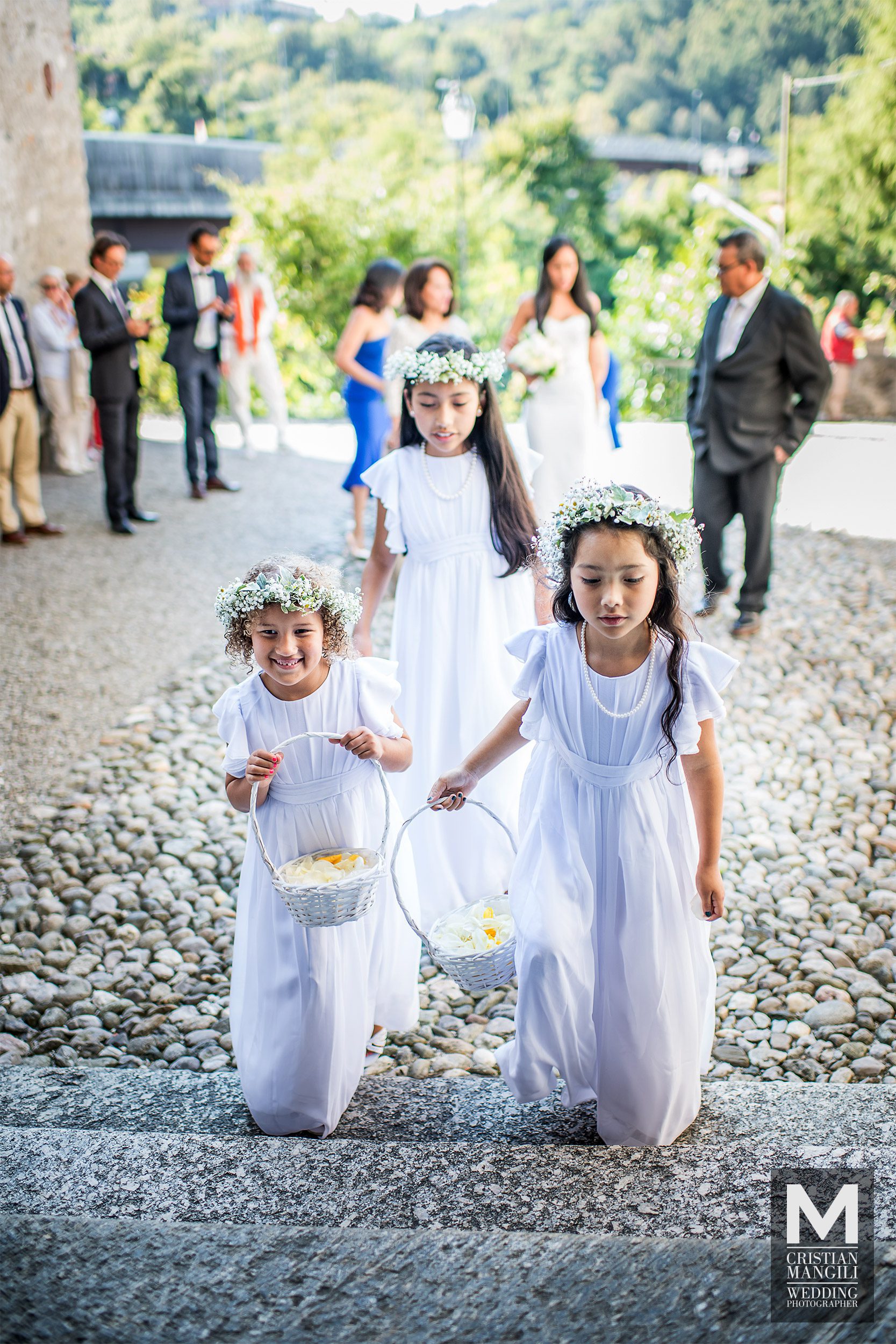 023 wedding photography lake como italy children entering church 023 wedding photography lake como italy children entering church