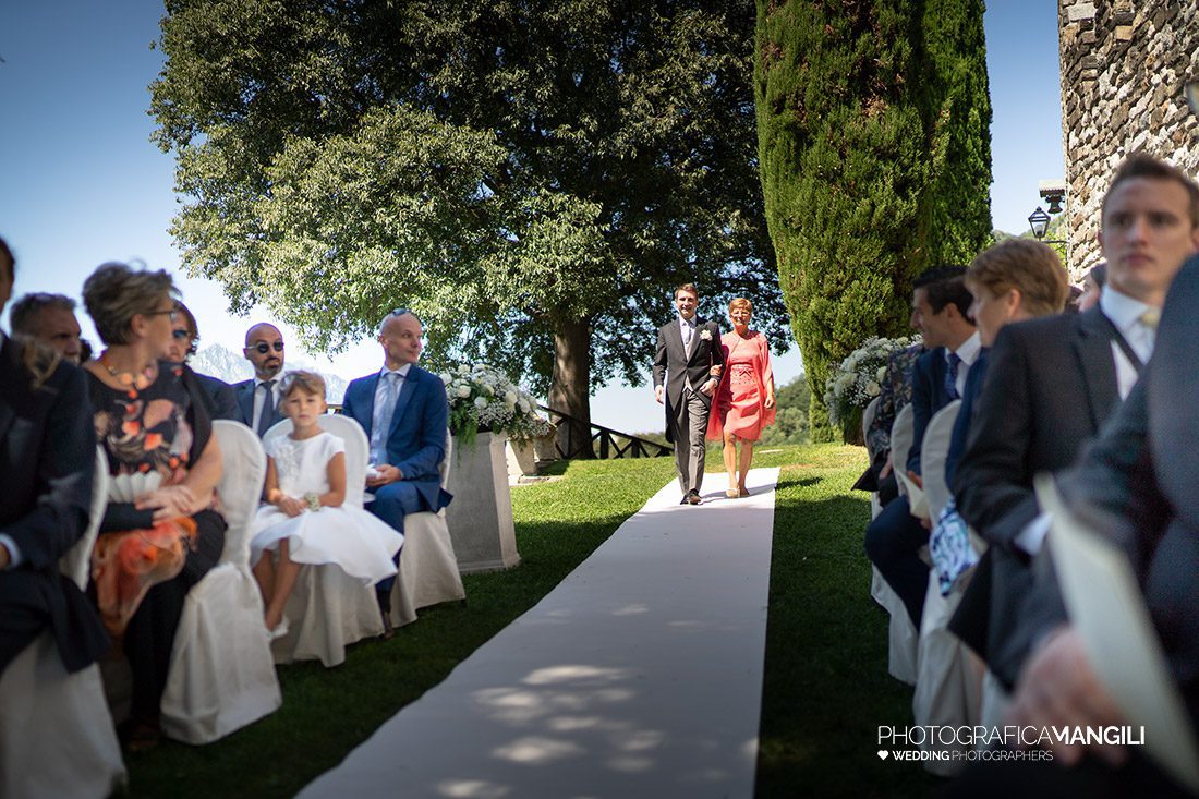 025 cerimonia rito civile wedding sposi foto matrimonio castello di rossino calolziocorte lecco 025 cerimonia rito civile wedding sposi foto matrimonio castello di rossino calolziocorte lecco