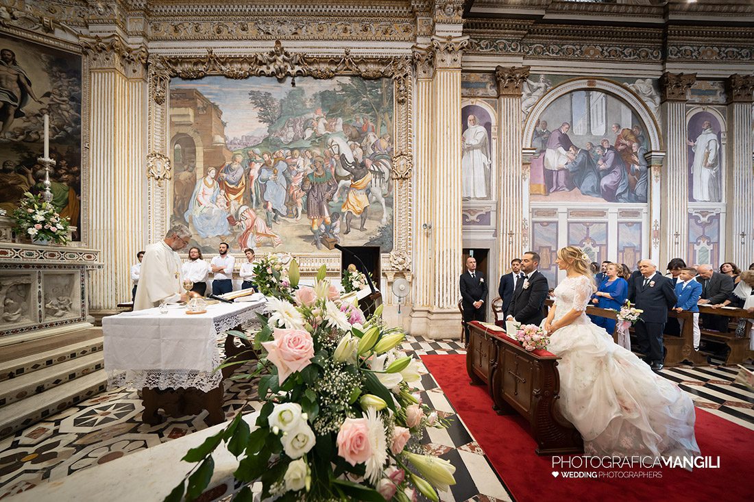 027 cerimonia chiesa sposi foto matrimonio certosa geregnano milano 1 027 cerimonia chiesa sposi foto matrimonio certosa geregnano milano 1