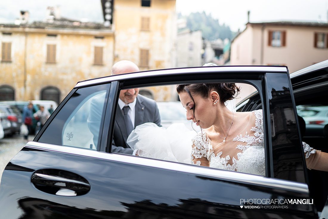 027 ingresso sposa cerimonia chiesa sposi foto matrimonio morbegno sondrio 2 027 ingresso sposa cerimonia chiesa sposi foto matrimonio morbegno sondrio 2