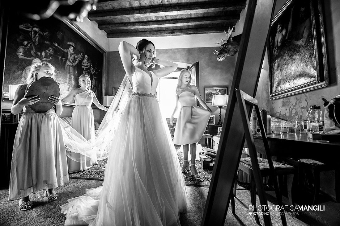 027 wedding photos in rossino castle laura and ryan lake como wedding photografica mangili 027 wedding photos in rossino castle laura and ryan lake como wedding photografica mangili