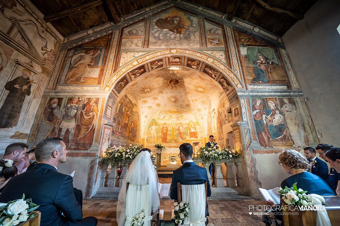 028 cerimonia chiesa matrimonio sposi lasnigo como 028 cerimonia chiesa matrimonio sposi lasnigo como