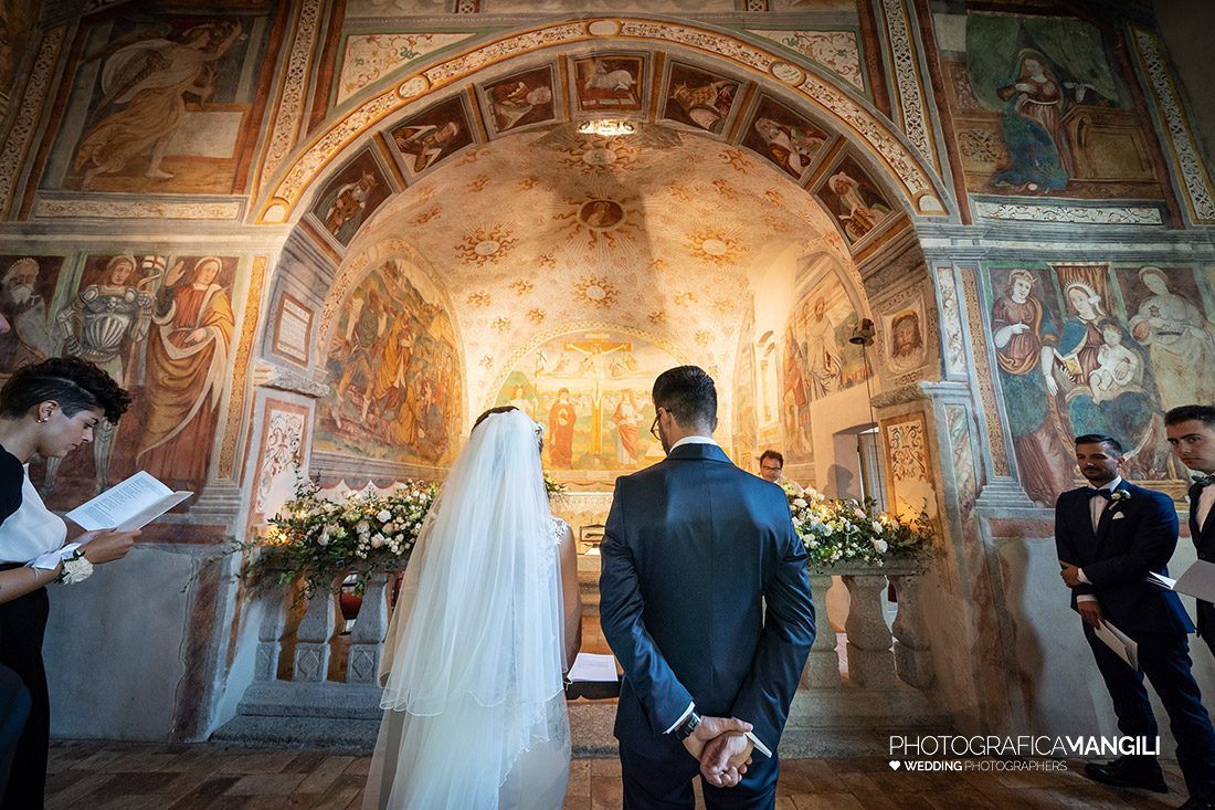 029 cerimonia chiesa matrimonio sposi lasnigo como 029 cerimonia chiesa matrimonio sposi lasnigo como