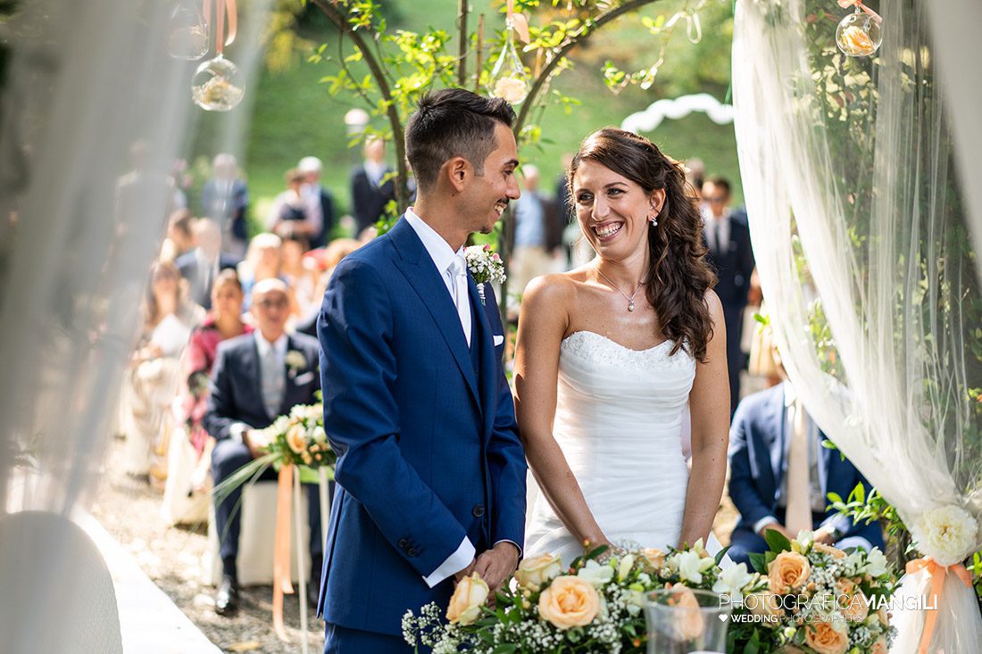 029 cerimonia fotografo sposi matrimonio rito civile castello di monasterolo bergamo 029 cerimonia fotografo sposi matrimonio rito civile castello di monasterolo bergamo