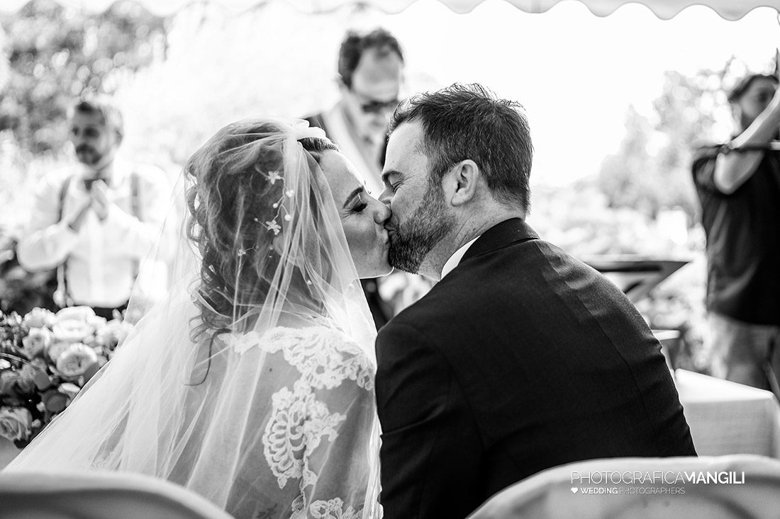 029 cerimonia fotografo sposi matrimonio rito civile castello di rossino calolziocorte lecco lago como 029 cerimonia fotografo sposi matrimonio rito civile castello di rossino calolziocorte lecco lago como