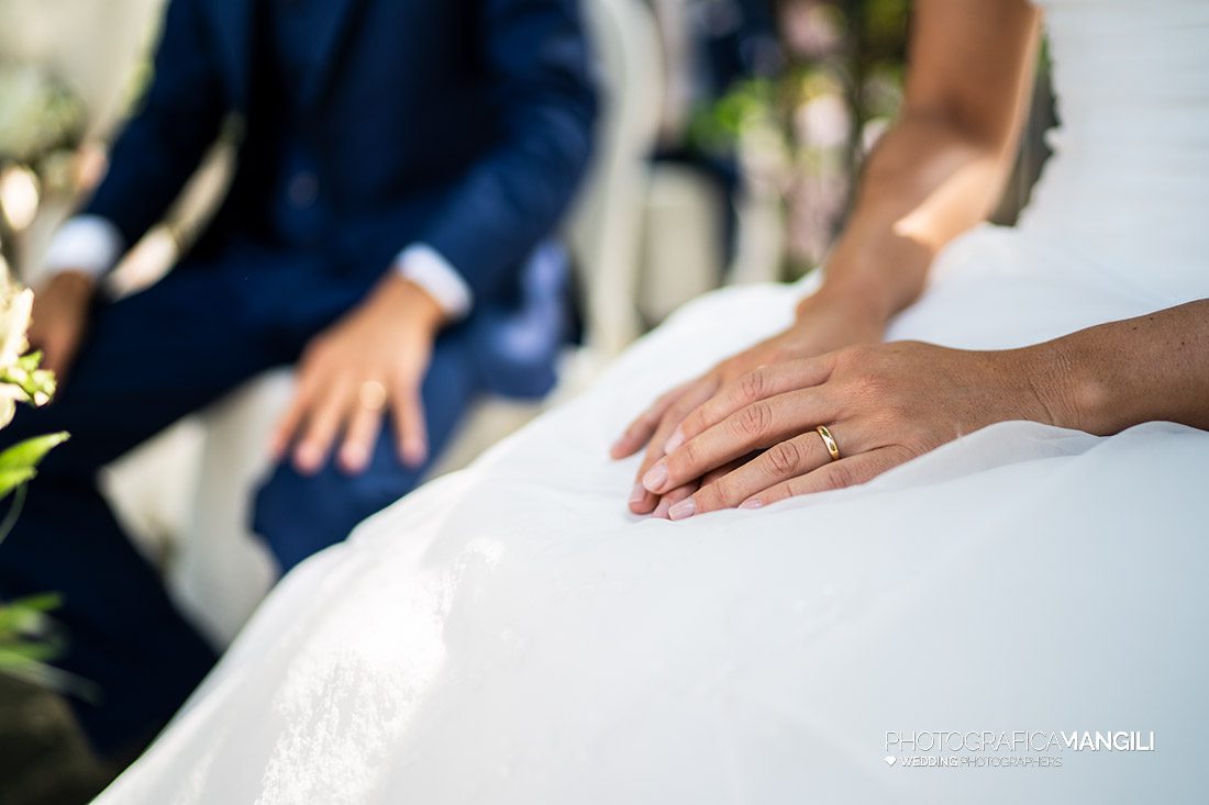 033 cerimonia fotografo sposi matrimonio rito civile castello di monasterolo bergamo 033 cerimonia fotografo sposi matrimonio rito civile castello di monasterolo bergamo