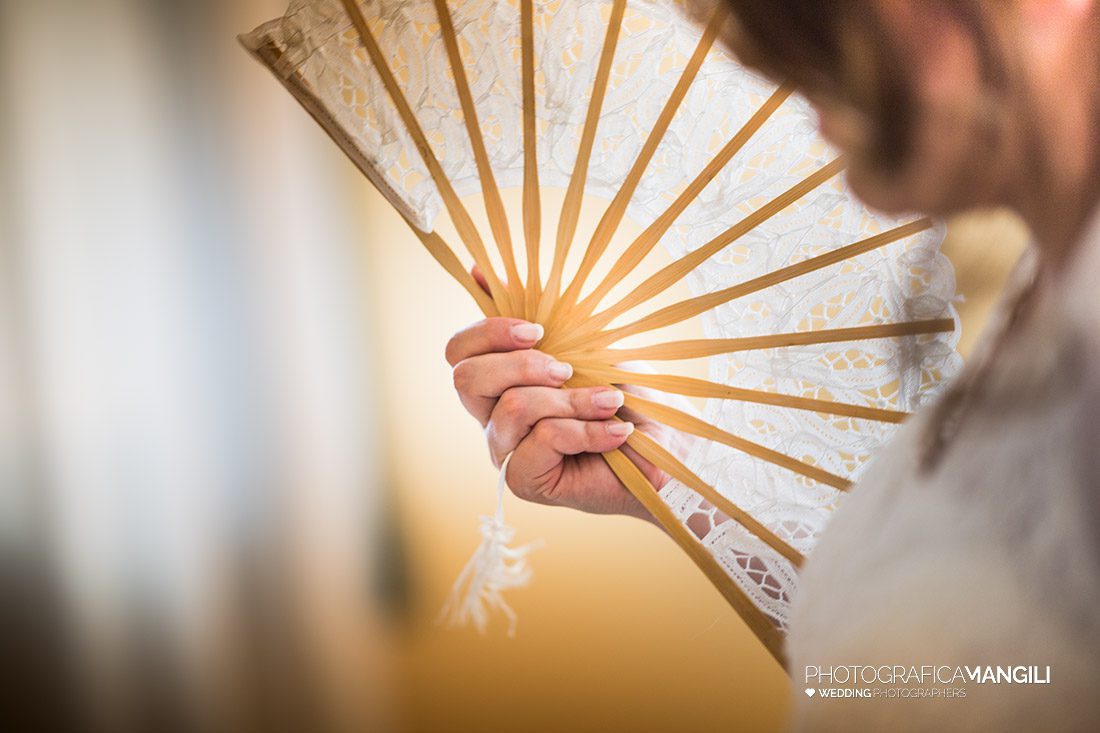 033 foto matrimonio sposa con ventaglio 033 foto matrimonio sposa con ventaglio