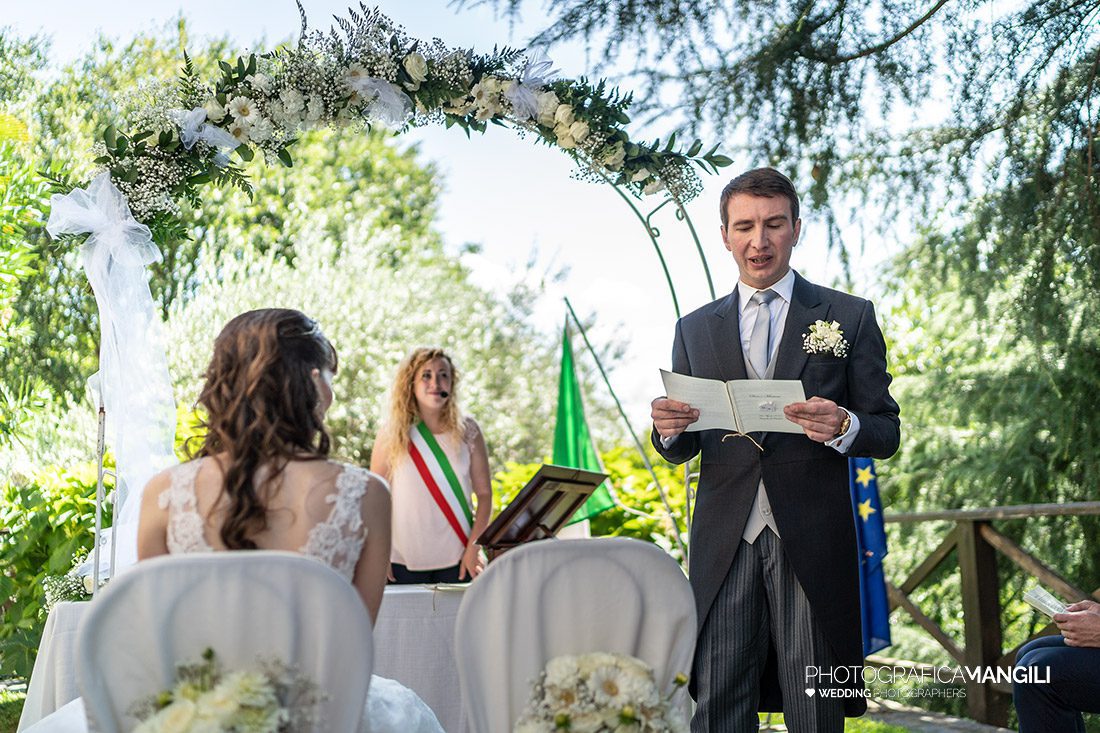 036 cerimonia rito civile wedding sposi foto matrimonio castello di rossino calolziocorte lecco 036 cerimonia rito civile wedding sposi foto matrimonio castello di rossino calolziocorte lecco