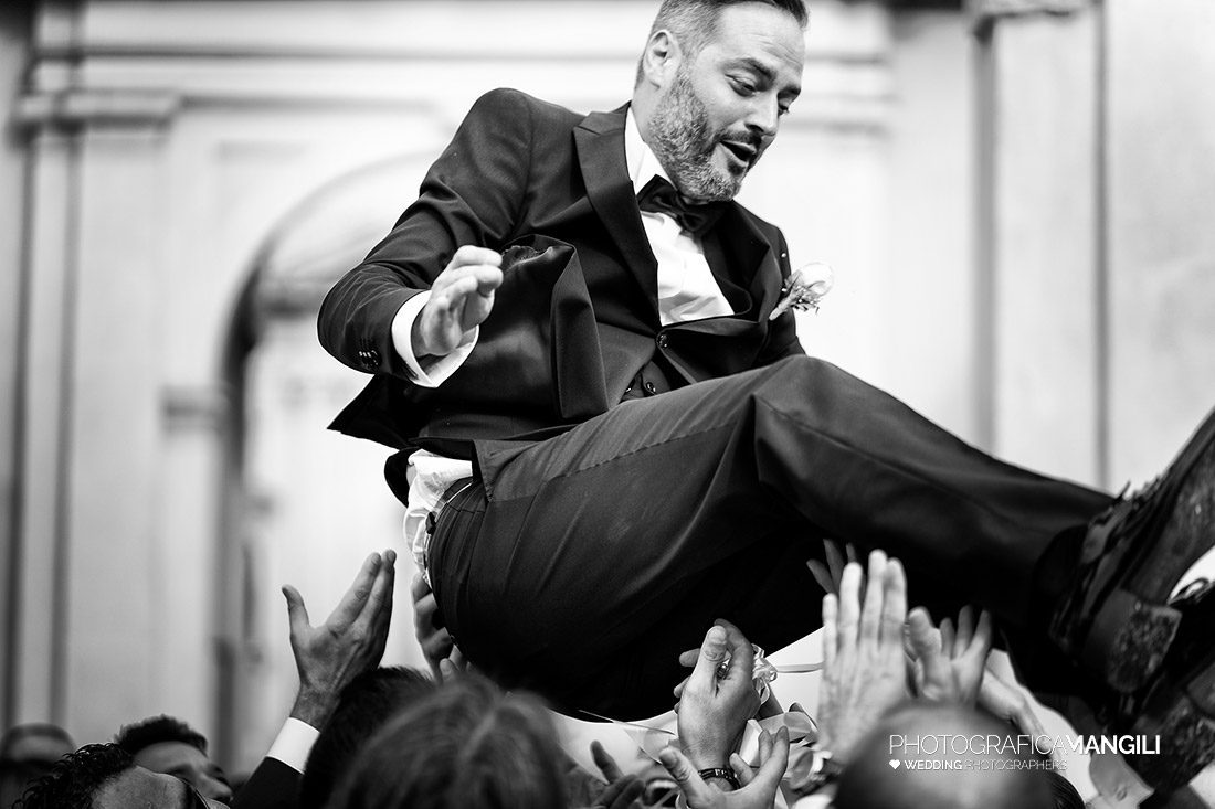 037 cerimonia chiesa sposi foto matrimonio certosa geregnano milano 1 037 cerimonia chiesa sposi foto matrimonio certosa geregnano milano 1