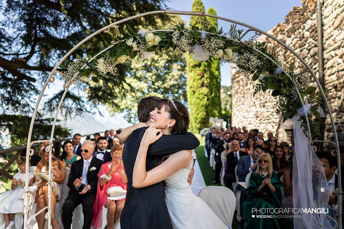 042 cerimonia rito civile wedding sposi foto matrimonio castello di rossino calolziocorte lecco 042 cerimonia rito civile wedding sposi foto matrimonio castello di rossino calolziocorte lecco
