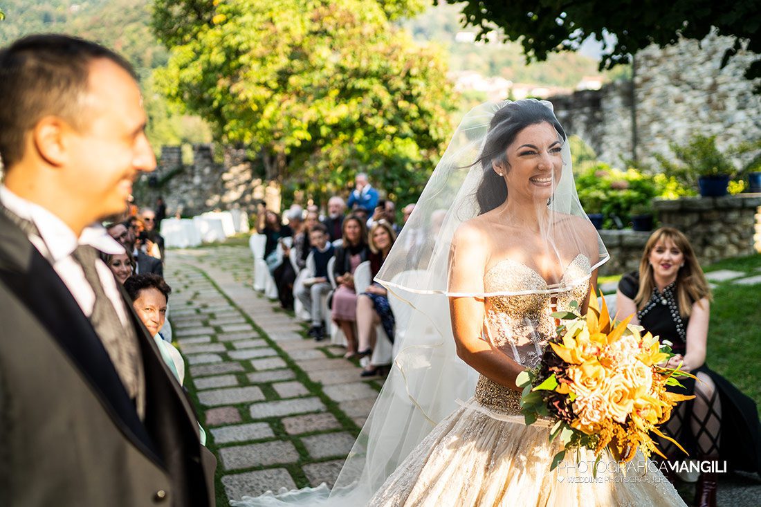 043 cerimonia fotografo sposi matrimonio rito civile castello di rossino lecco lago di como 043 cerimonia fotografo sposi matrimonio rito civile castello di rossino lecco lago di como