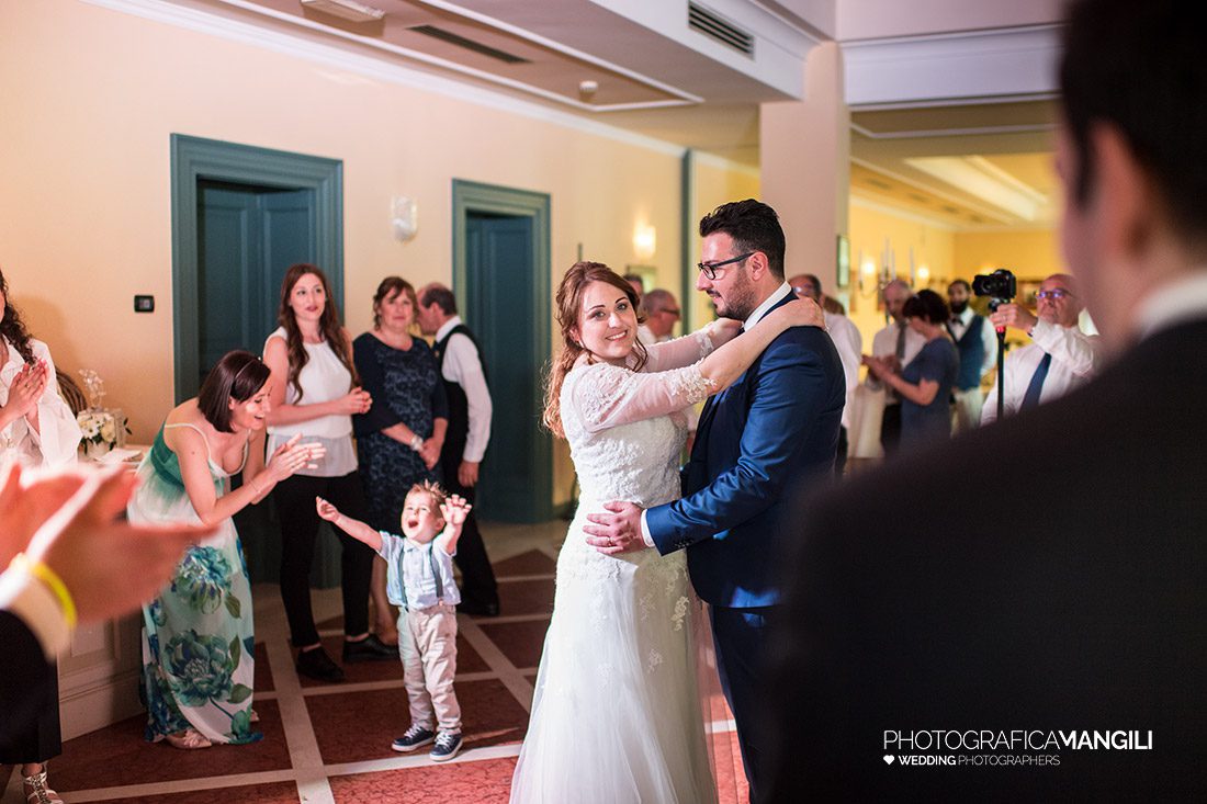 050 matrimonio al Relais Mirabella clusane brescia iseo ballo 050 matrimonio al Relais Mirabella clusane brescia iseo ballo