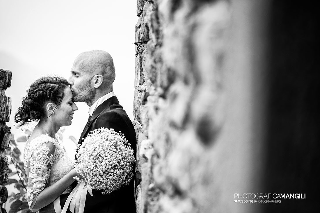 058 foto matrimonio wedding reportage sposi castello di rossino lecco 2 058 foto matrimonio wedding reportage sposi castello di rossino lecco 2