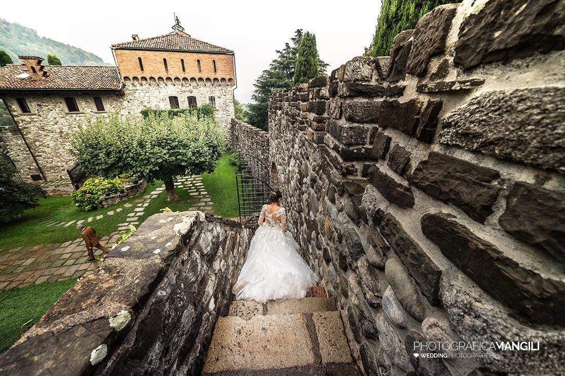 062 foto matrimonio wedding reportage sposi castello di rossino lecco 2 062 foto matrimonio wedding reportage sposi castello di rossino lecco 2