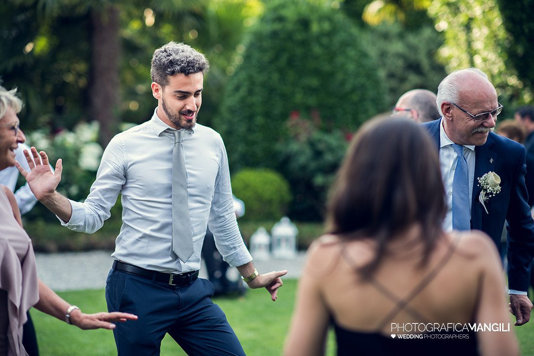072 foto matrimonio sposi fotografo lago di como villa parravicini revel como 1 072 foto matrimonio sposi fotografo lago di como villa parravicini revel como 1