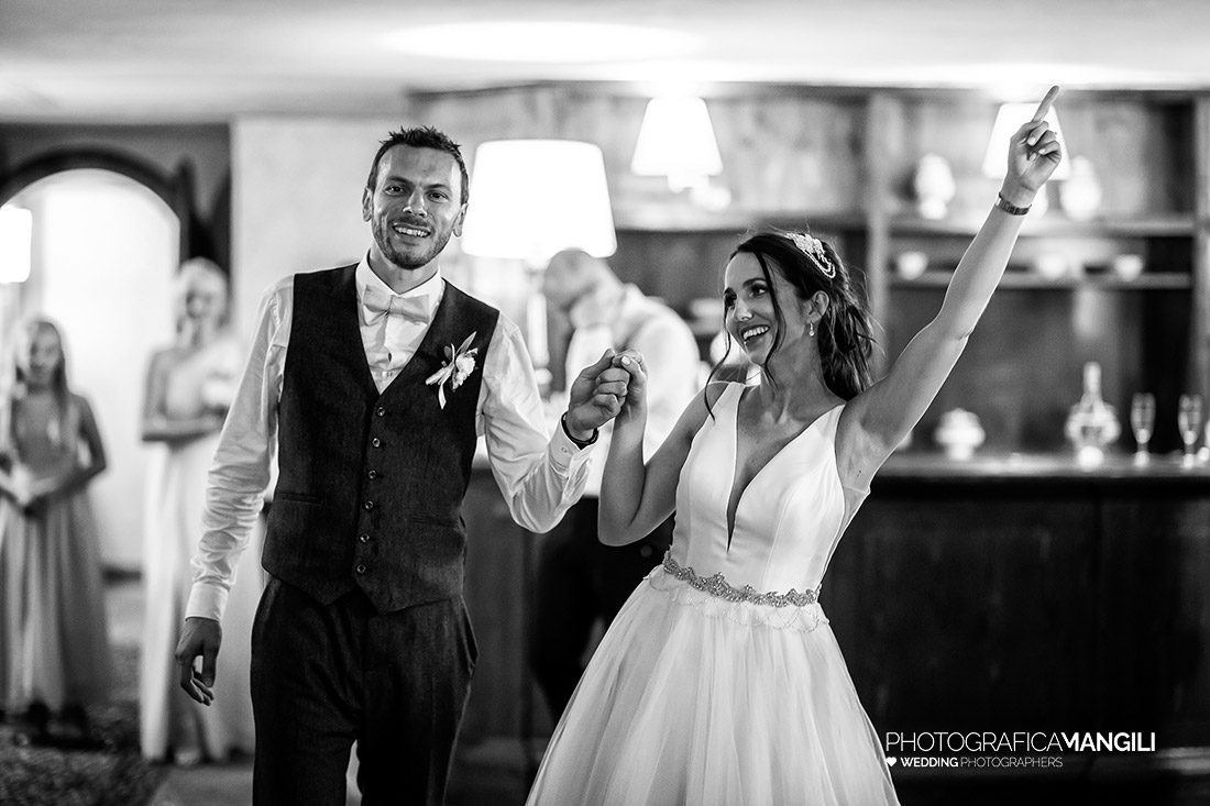 080 wedding photos in rossino castle laura and ryan lake como wedding photografica mangili 080 wedding photos in rossino castle laura and ryan lake como wedding photografica mangili