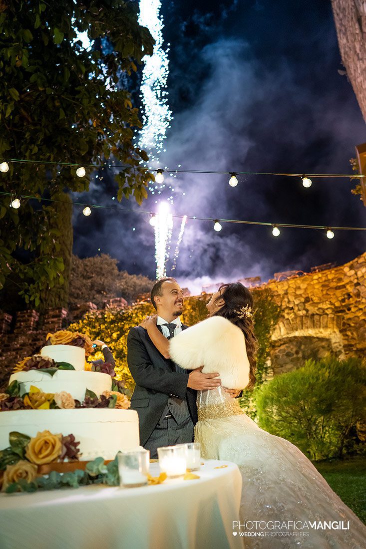 095 fotografo sposi matrimonio reportage fuochi artificiali wedding castello di rossino lecco 095 fotografo sposi matrimonio reportage fuochi artificiali wedding castello di rossino lecco
