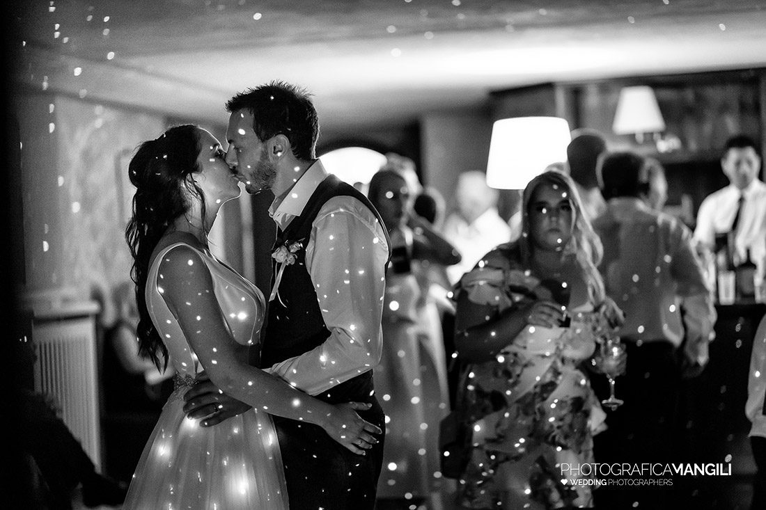 097 wedding photos in rossino castle laura and ryan lake como wedding photografica mangili 097 wedding photos in rossino castle laura and ryan lake como wedding photografica mangili