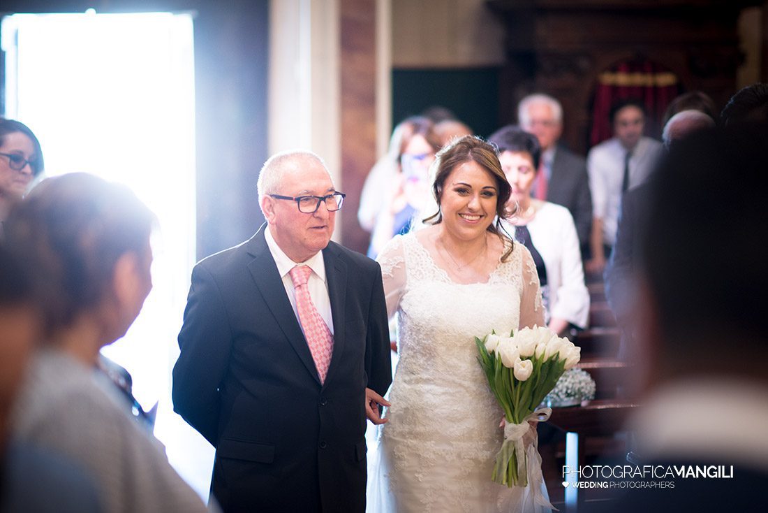 13 ingresso sposa chiesa foto del matrimonio 13 ingresso sposa chiesa foto del matrimonio