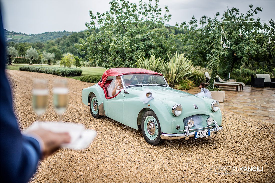 23 sposi arrivo alla tenuta serradesca 23 sposi arrivo alla tenuta serradesca