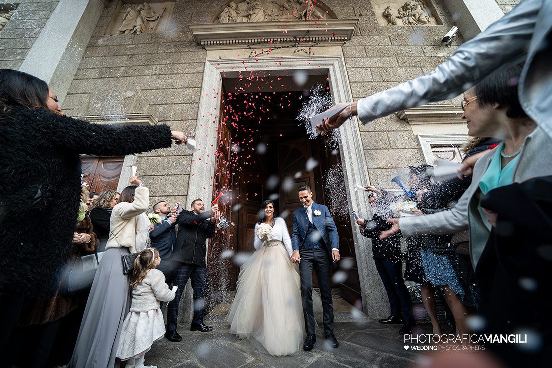 33 cerimonia chiesa uscita fotografo sposi matrimonio monza 1 33 cerimonia chiesa uscita fotografo sposi matrimonio monza 1
