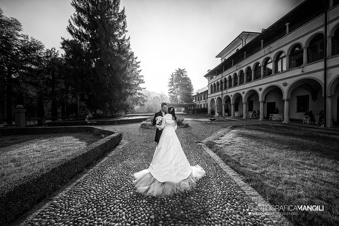 39 fotografo sposi matrimonio reportage wedding castello di clanezzo bergamo 1 39 fotografo sposi matrimonio reportage wedding castello di clanezzo bergamo 1