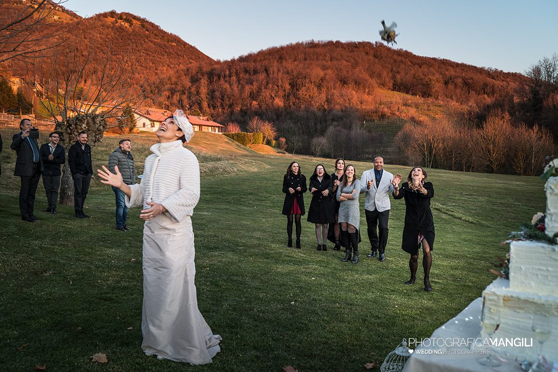 48 animazione sposa lancio fiori 48 animazione sposa lancio fiori