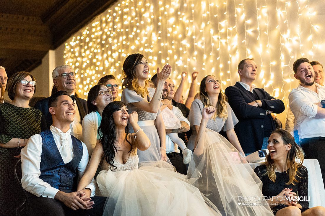 58 fotografo sposi matrimonio reportage wedding castello di clanezzo bergamo 1 58 fotografo sposi matrimonio reportage wedding castello di clanezzo bergamo 1