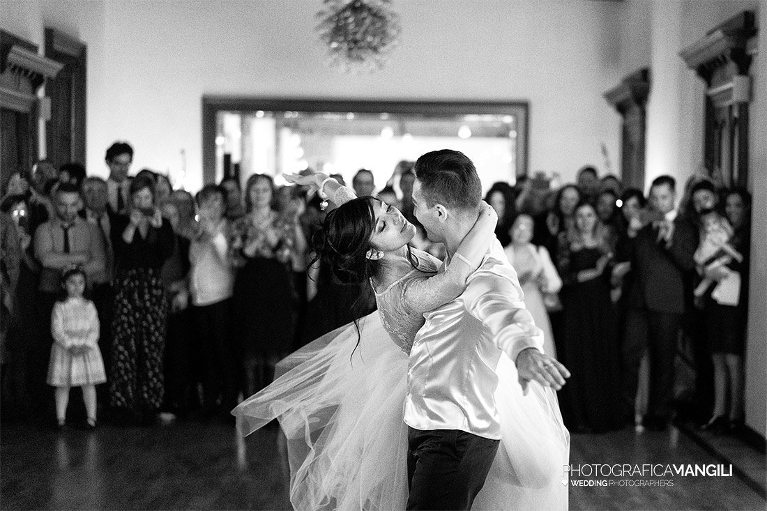 68 fotografo sposi matrimonio reportage wedding castello di clanezzo bergamo 1 68 fotografo sposi matrimonio reportage wedding castello di clanezzo bergamo 1