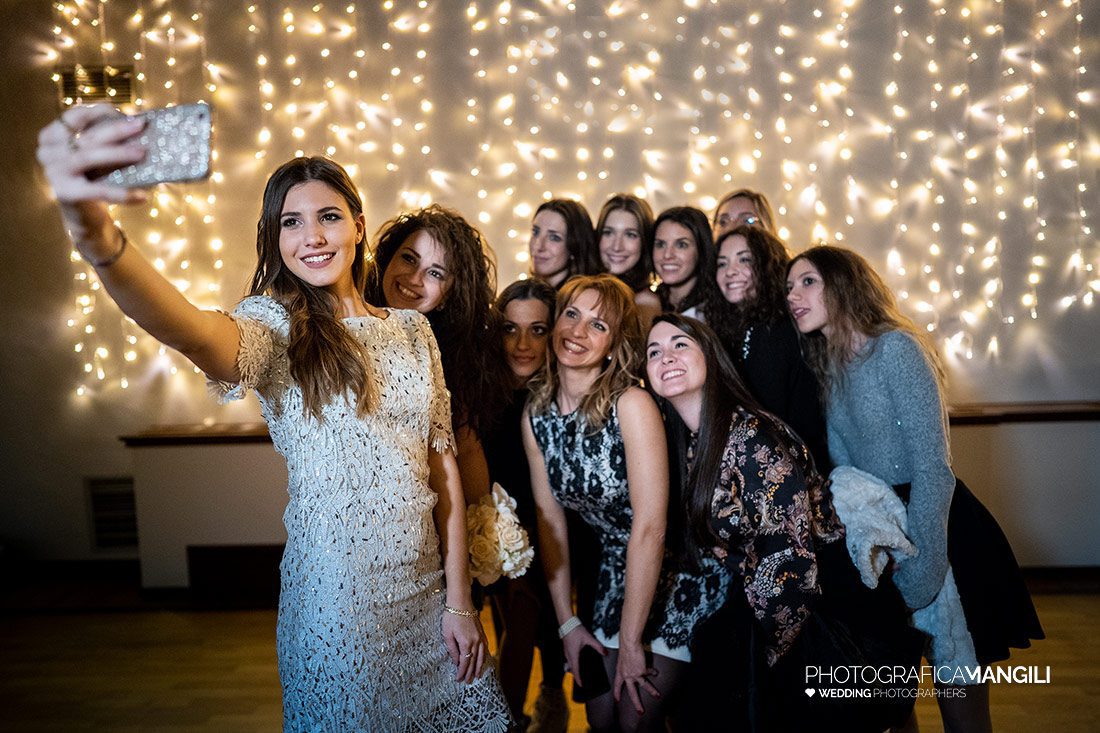 72 fotografo sposi matrimonio reportage wedding castello di clanezzo bergamo 1 72 fotografo sposi matrimonio reportage wedding castello di clanezzo bergamo 1