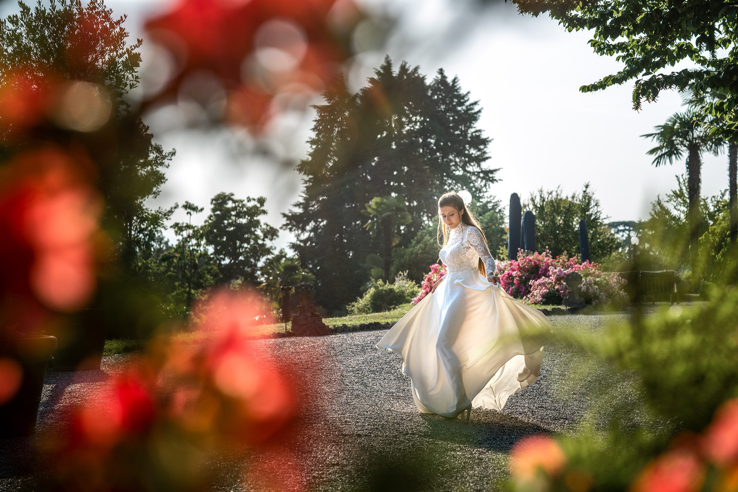 041 fotografo matrimonio reportage wedding sposi giardino villa esengrini montalbano varese 1