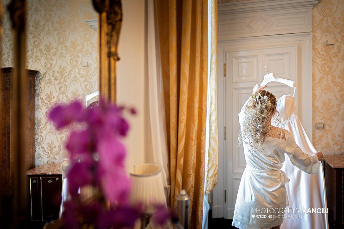 006 reportage preparativi sposa abito foto matrimonio villa serbelloni bellagio como 006 reportage preparativi sposa abito foto matrimonio villa serbelloni bellagio como